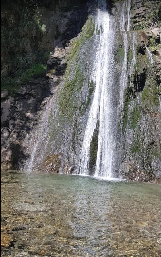 Appartamento Le Cascate Cittiglio Extérieur photo